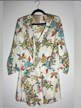Plum Pretty Sugar Floral Kimono Robe – Medium